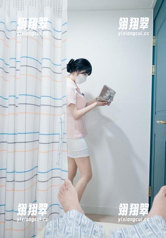 瞬间：Aram(아람)LIKEY护士的照片，甜蜜又有点调皮！-翊翔翠