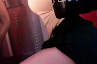 双人女仆是如何被Bangni邦尼和她的cos图册玩得死去活来的