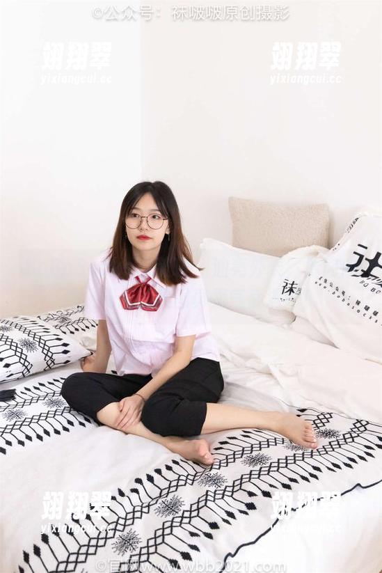 BoBoSocks袜啵啵 - 油亮外表,厚肉内心,周周的美图真是气质满分!-翊翔翠 BoBoSocks袜啵啵 - 油亮外表,厚肉内心,周周的美图真是气质满分!-翊翔翠