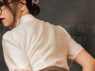 还记得“Leah梓未2022圣诞”吗？全集和原图一起带你重温那份温暖！