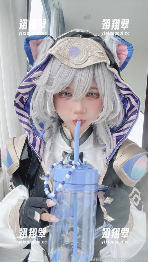 PoppaChan的居家写真:谁说家里就不能有点骚气?-翊翔翠 PoppaChan的居家写真:谁说家里就不能有点骚气?-翊翔翠
