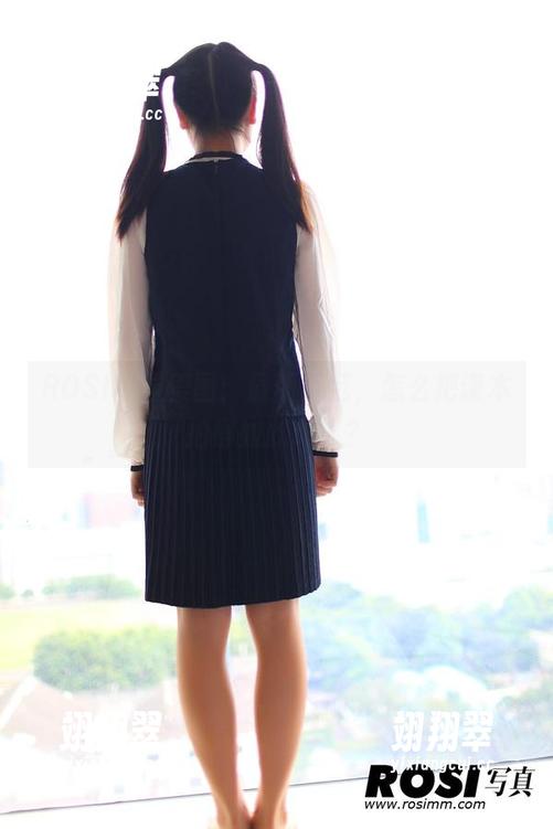 ROSI校园美图:最新示范,怎么把课本拍得如此动人?-翊翔翠 ROSI校园美图:最新示范,怎么把课本拍得如此动人?-翊翔翠