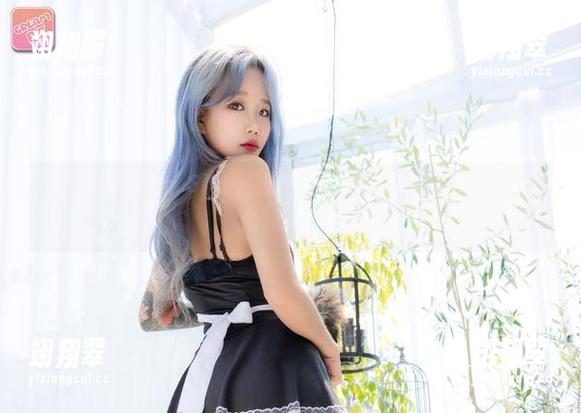 私房原图大公开：Sia(시아)[Paranhosu]樱花，花的娇羞和她的调皮！-翊翔翠