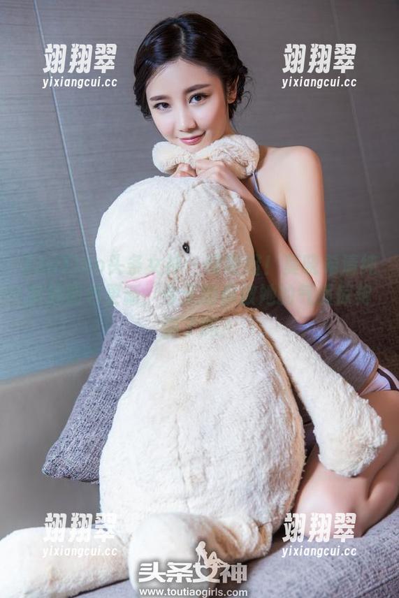 TouTiao头条女神 - 噔噔噔!莫晓希清纯学妹图包更新,今天的你被她的气质惊艳到了吗?-翊翔翠 TouTiao头条女神 - 噔噔噔!莫晓希清纯学妹图包更新,今天的你被她的气质惊艳到了吗?-翊翔翠
