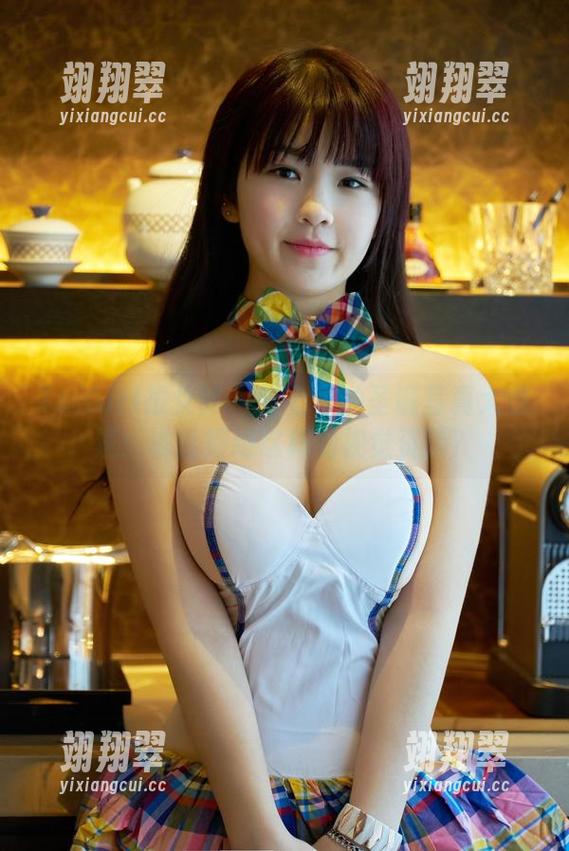 TuiGirl推女郎 - 李七喜的圣诞写真大放送:谁能拒绝这样的视觉资源?-翊翔翠 TuiGirl推女郎 - 李七喜的圣诞写真大放送:谁能拒绝这样的视觉资源?-翊翔翠