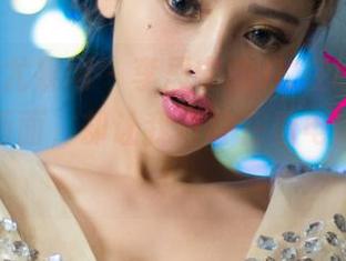 UGirls尤果网 - 李思宁的JK在线原图，明明是画面，却让我有种在看电影的感觉！