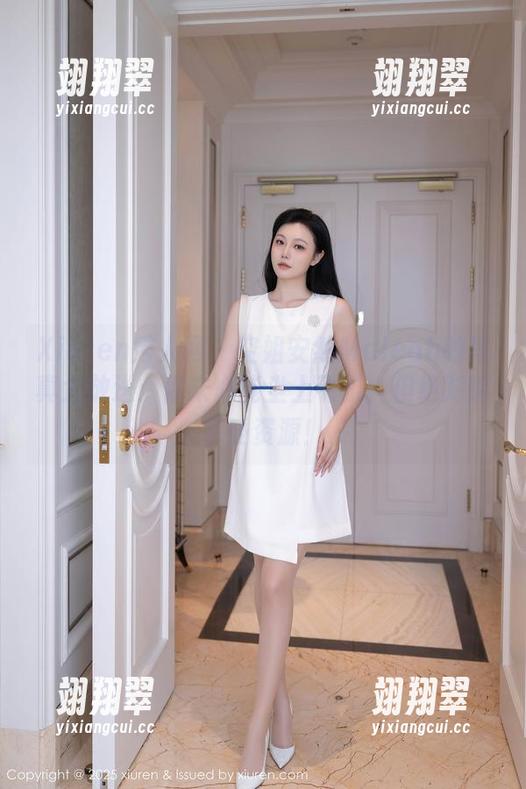 Xiuren秀人网 - 空姐安然Maleah的写真大放送:你未必能坐上飞机,但绝对能享受资源!-翊翔翠 Xiuren秀人网 - 空姐安然Maleah的写真大放送:你未必能坐上飞机,但绝对能享受资源!-翊翔翠