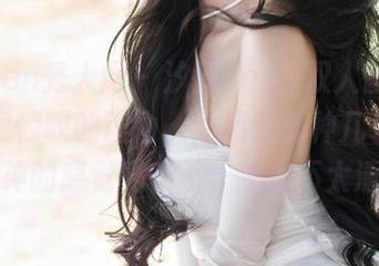 Xiuren秀人网 - 汐汐baby双人图包，分享我惊叹的理由，你知道那种几乎能让人出神的感觉吗？不，我也不太清楚！