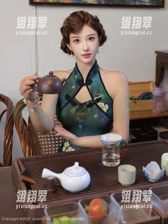 Xiuren秀人网 - 一个空姐的日常,沐娜娜用作品和资源告诉你:不只是在空中飞!-翊翔翠 Xiuren秀人网 - 一个空姐的日常,沐娜娜用作品和资源告诉你:不只是在空中飞!-翊翔翠