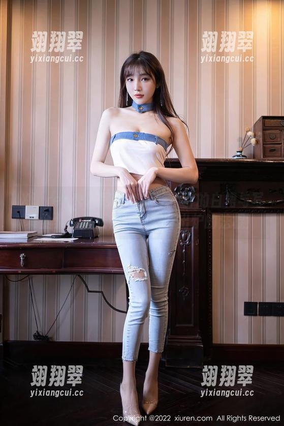 Xiuren秀人网 - 菲菲吃不胖的白裙与写真全集:每张都像颗新鲜出炉的法棍!-翊翔翠 Xiuren秀人网 - 菲菲吃不胖的白裙与写真全集:每张都像颗新鲜出炉的法棍!-翊翔翠