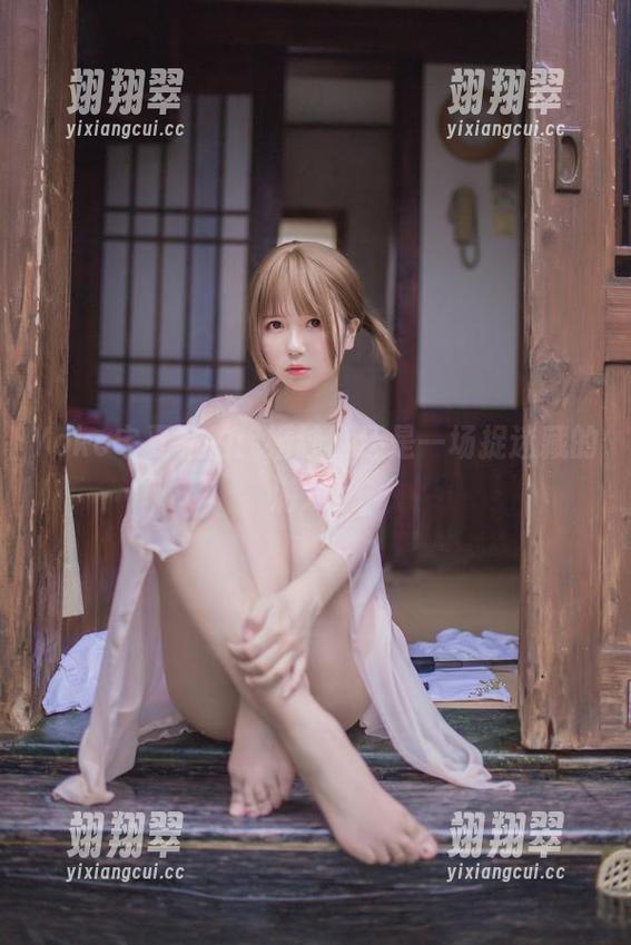 Yoko宅夏私拍:婚纱,还是一场捉迷藏的游戏?-翊翔翠 Yoko宅夏私拍:婚纱,还是一场捉迷藏的游戏?-翊翔翠