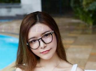 YouWu尤物馆 - 高清资源放送：别眨眼，FoxYini孟狐狸的透明瞬间！