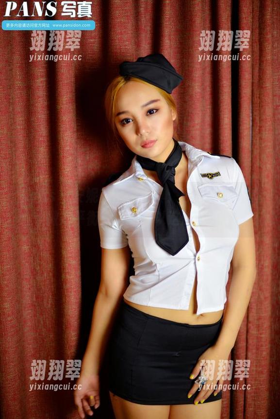 pans - 安妮的丝袜写真:艺术与挑逗的微妙平衡,真的可以这般优雅?-翊翔翠 pans - 安妮的丝袜写真:艺术与挑逗的微妙平衡,真的可以这般优雅?-翊翔翠