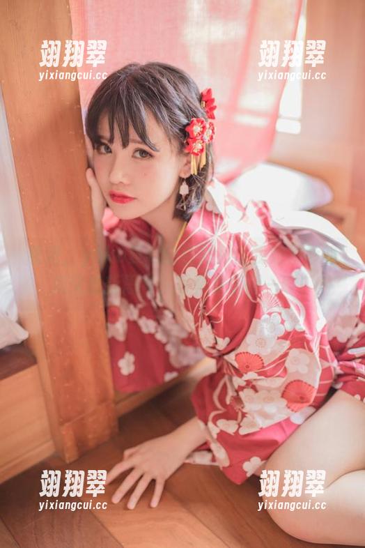 看吧,yoko夏宅的白衬衫让我对衬衫的定义重新思考,写真集值得一刷!-翊翔翠 看吧,yoko夏宅的白衬衫让我对衬衫的定义重新思考,写真集值得一刷!-翊翔翠