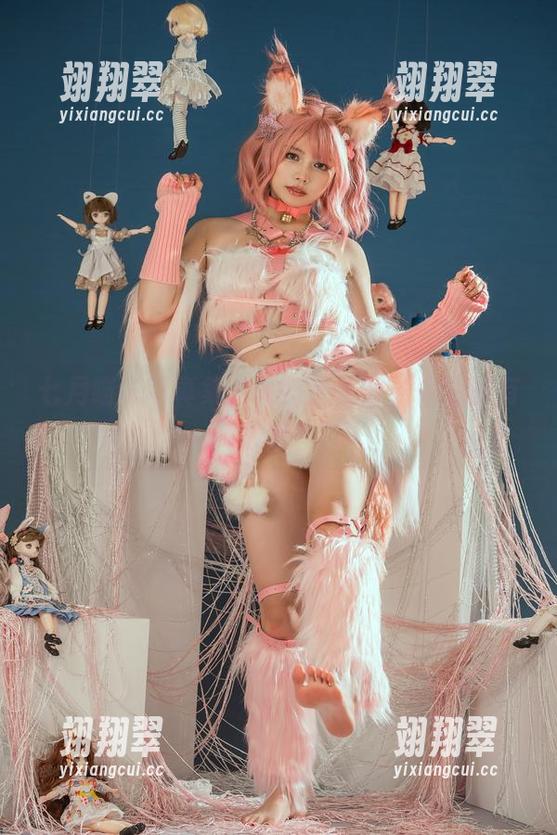 七月喵子写真集：秘密大公开，原图更有故事！-翊翔翠