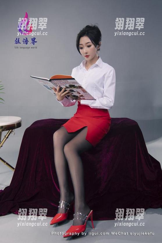 丽柜 - Amily海边的魅力，图库里藏着多少不为人知的瞬间？-翊翔翠