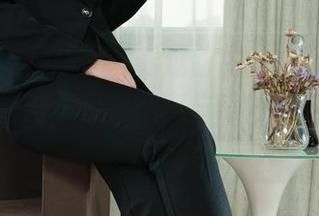 丽柜 - 如果你还没看过甜甜的在线画报，那真是错过了贵足盛宴与莓汁的绝妙搭配！