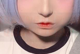 来看佳佳好难啊的裸足图册：最新内容，让我忍不住默默捂脸！