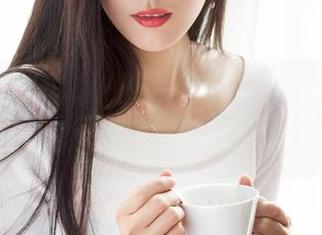 克拉女神 - 高清小芹，蕾丝在手：下载无门槛，情绪随便起飞！