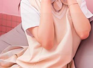 嗲囡囡 - 梦小楠小夜猫的睡衣套图：你知道的，她再一次证明了‘家居服’也能这么撩！