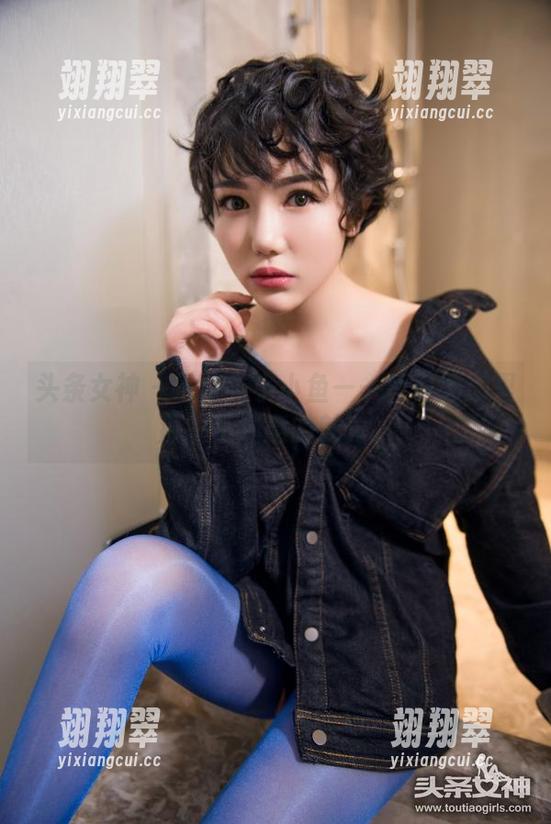 头条女神 - 吊带与小小鱼——写真图册里那些不经意的魅力。-翊翔翠 头条女神 - 吊带与小小鱼——写真图册里那些不经意的魅力。-翊翔翠