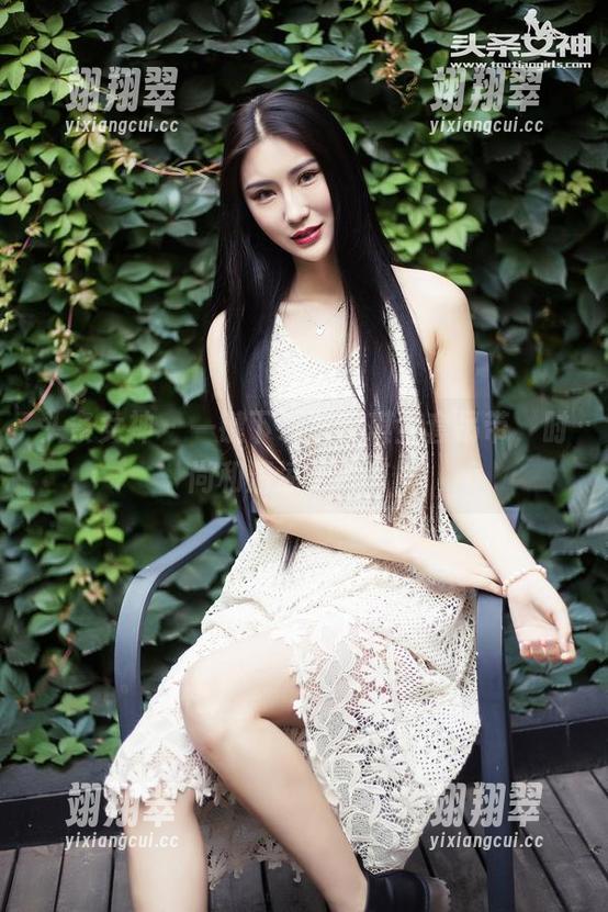 头条女神 - 一键下载童安琪全套吊带,时尚和清凉都占有!-翊翔翠 头条女神 - 一键下载童安琪全套吊带,时尚和清凉都占有!-翊翔翠