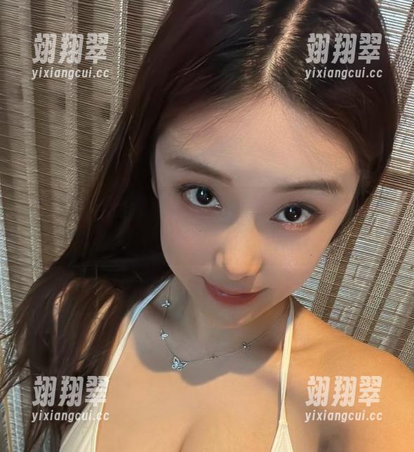 微密圈 - 全套风格变化,奶雯学妹的每一次惊喜!-翊翔翠 微密圈 - 全套风格变化,奶雯学妹的每一次惊喜!-翊翔翠