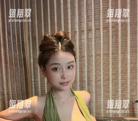 微密圈 - 超乎想象的美图——奶雯裸足,无圣光的另一种解读。-翊翔翠 微密圈 - 超乎想象的美图——奶雯裸足,无圣光的另一种解读。-翊翔翠