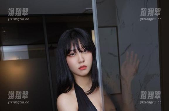 宋哈娜(송하나)在线作品：体操服下的灵动与迷离，真是让人停不下来！-翊翔翠