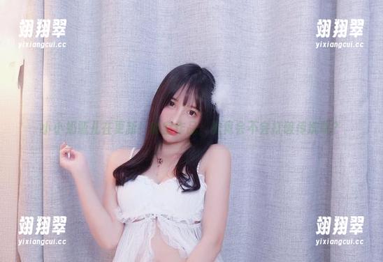 小小奶瓶儿在更新!镂空作品,究竟会不会打破传统呢?-翊翔翠 小小奶瓶儿在更新!镂空作品,究竟会不会打破传统呢?-翊翔翠