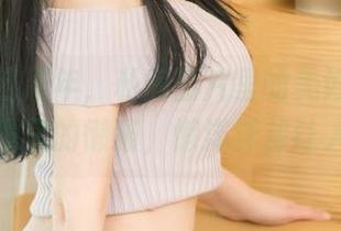 尤果网四周年，私房图片里的美好，像个藏在沙发里的懒猫，懒洋洋却让人心动！
