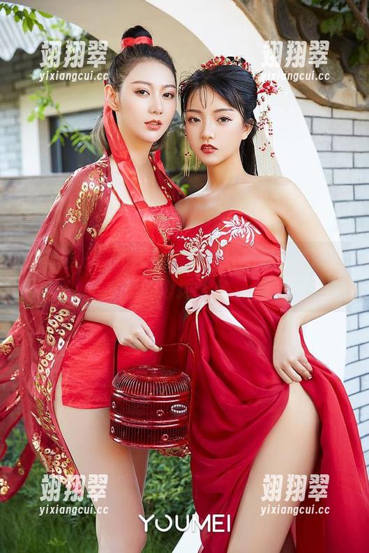 尤蜜荟 - 向小圆的短裤,分享那些难以捉摸的撩拨气息。-翊翔翠 尤蜜荟 - 向小圆的短裤,分享那些难以捉摸的撩拨气息。-翊翔翠