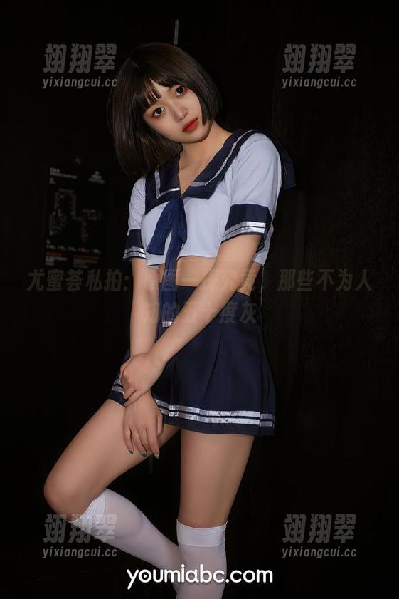 尤蜜荟私拍:原图一探究竟,那些不为人知的五十度灰-翊翔翠 尤蜜荟私拍:原图一探究竟,那些不为人知的五十度灰-翊翔翠