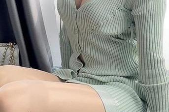 微密圈 - 徐莉芝的玲珑身姿，福利原图让你大呼过瘾！