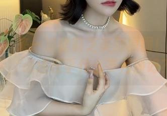 微密圈 - 来一波徐莉芝美腿原图！美腿在手，谁还在乎什么岁月静好？