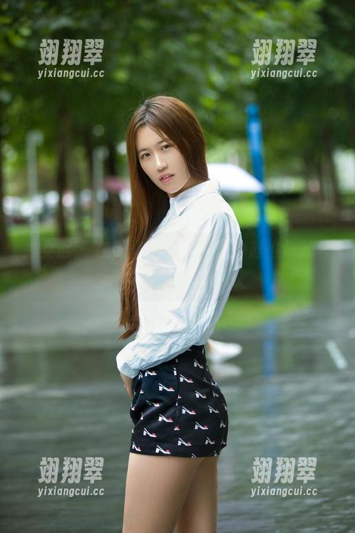 推女郎 - 在无圣光的世界里,赵惟依的校服与图片交相辉映-翊翔翠 推女郎 - 在无圣光的世界里,赵惟依的校服与图片交相辉映-翊翔翠