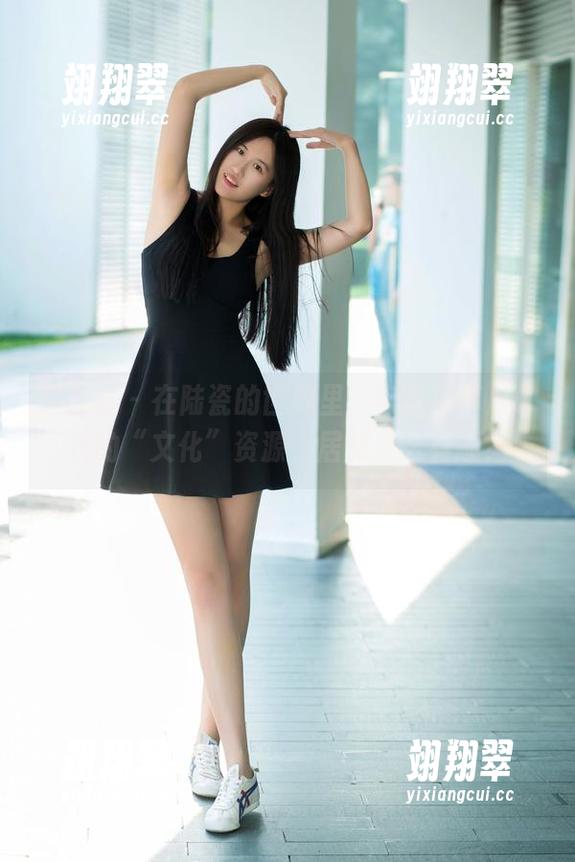 推女郎 - 在陆瓷的世界里，肉丝写真成了我的“文化”资源，居然这么有趣？-翊翔翠