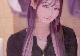 月城委员会与她的黑暗修女：无圣光的浪漫史诗