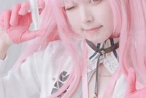 精选！朝雾爱的巫女服自拍，总有一款撩到你心！