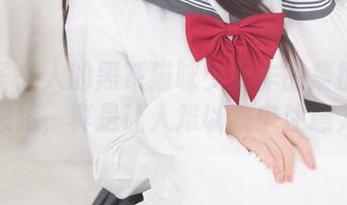 被杏子夫人的黑系猫咪少女作品集撩拨了的思绪，真是让人难以集中注意力。