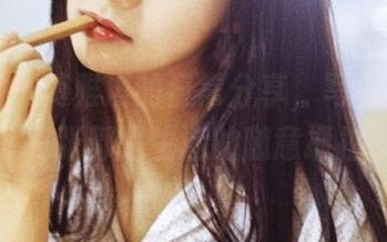 果团网 - 莫雅淇的日常分享，写真集里每一张都是生活的随意抓拍