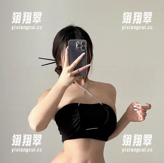微密圈 - 桃沢樱呀的灰丝写真，照片里的每个角度都让人不自觉地陷入思考-翊翔翠