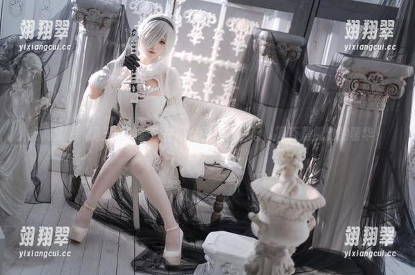 把高清和桜满三时的魅魔甘雨套图放在一起，简直是视觉的奢华！-翊翔翠