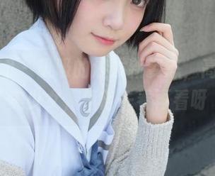 森萝财团 - 吸吸的沙发新姿态，高清旗袍美少女，值得一看再看呀