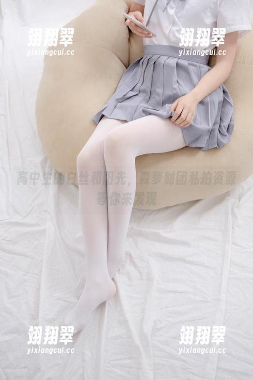 高中生的白丝和阳光,森萝财团私拍资源等你来发现-翊翔翠 高中生的白丝和阳光,森萝财团私拍资源等你来发现-翊翔翠