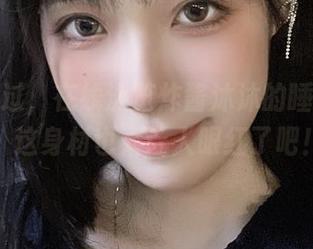 不要错过，在线浏览炸酱沐沐的睡衣美图，这身材也太让人眼红了吧！