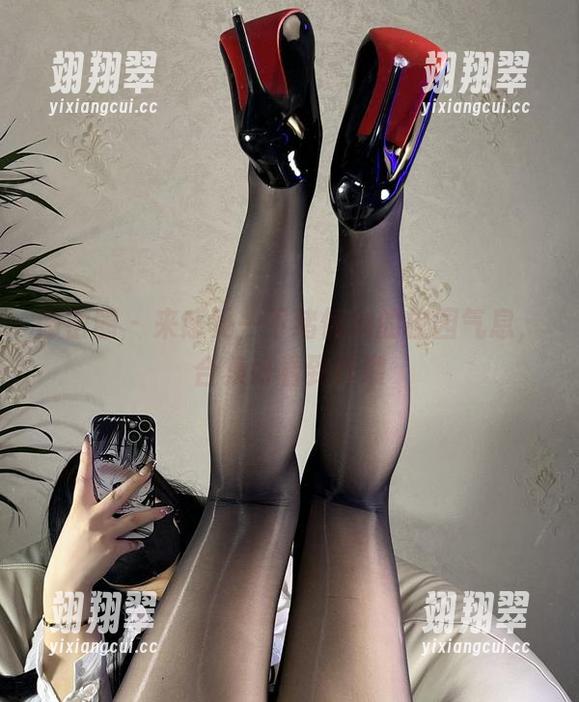 微密圈 - 来感受一下猪饲料的校园气息，合集好看到炸裂-翊翔翠