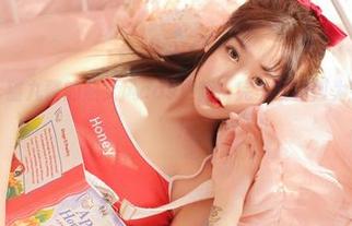 爱不释手！猫九酱的熟女风cos更新，完美诠释何为‘成熟魅力’！