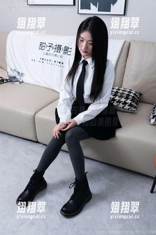 甜予摄影 - 让我们在线一起看璇璇的体操服，别错过这些有趣的美图背景！-翊翔翠