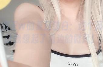 眼酱大魔王w的夏日独白：这个高清cos让我想起了海边的微风！